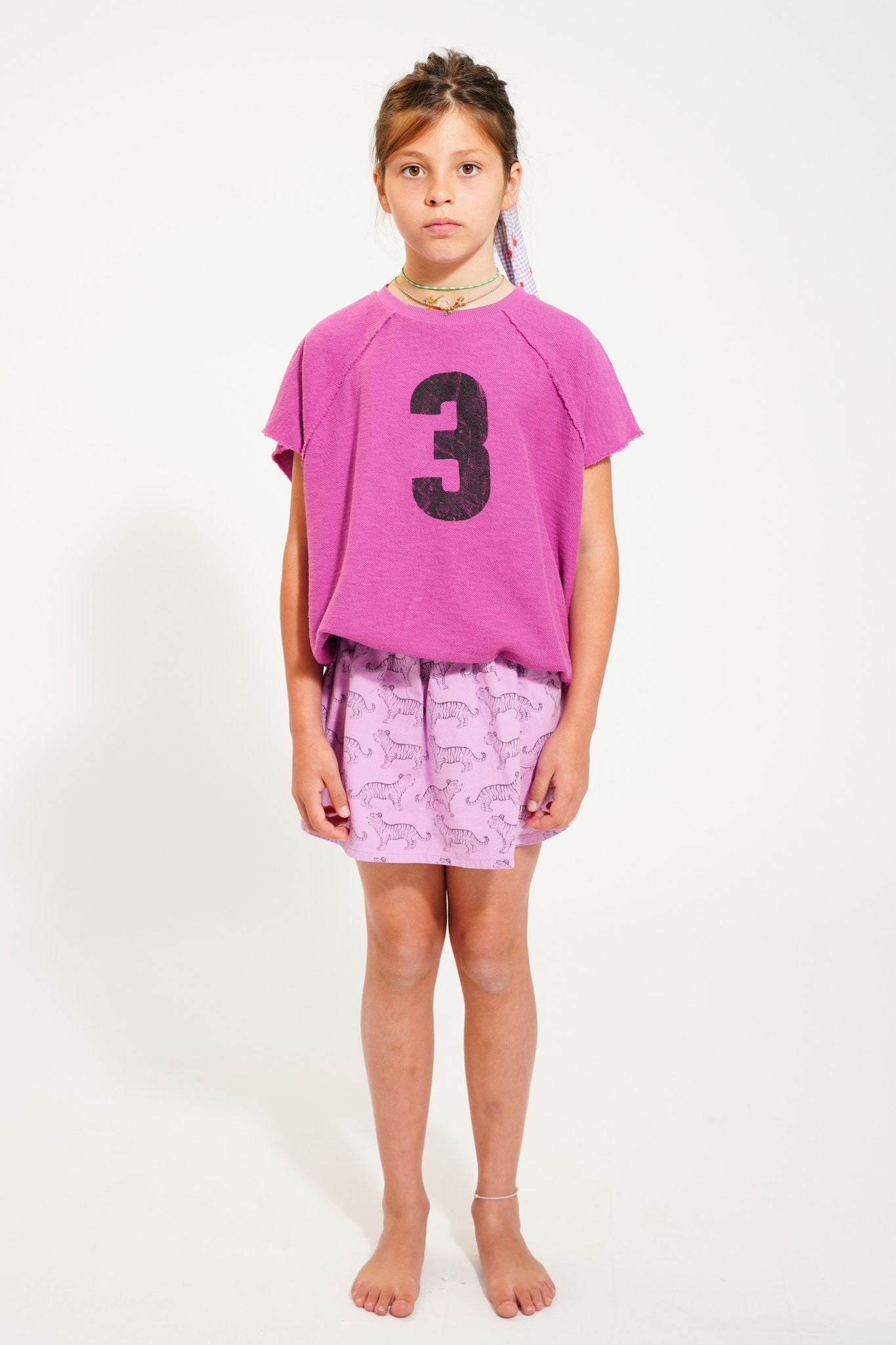 sleeveless sweatshirt | fuchsia w/ "3" print