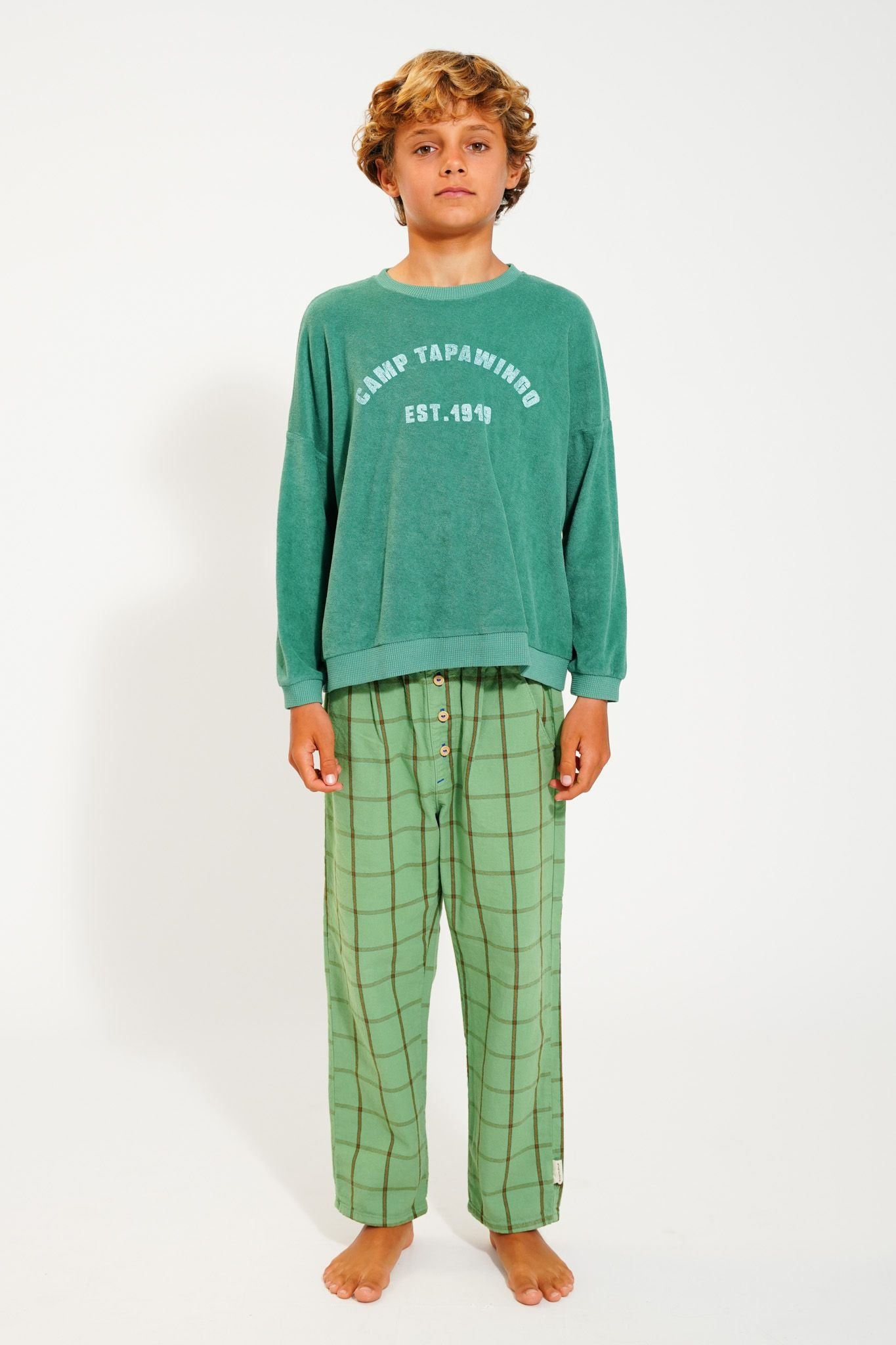 sweatshirt | green w/ "camp tapawingo" print